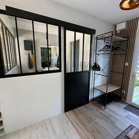 Alice's And Oasis Apartment