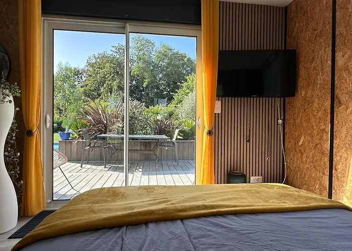 Alice's And Oasis * 普瓦捷